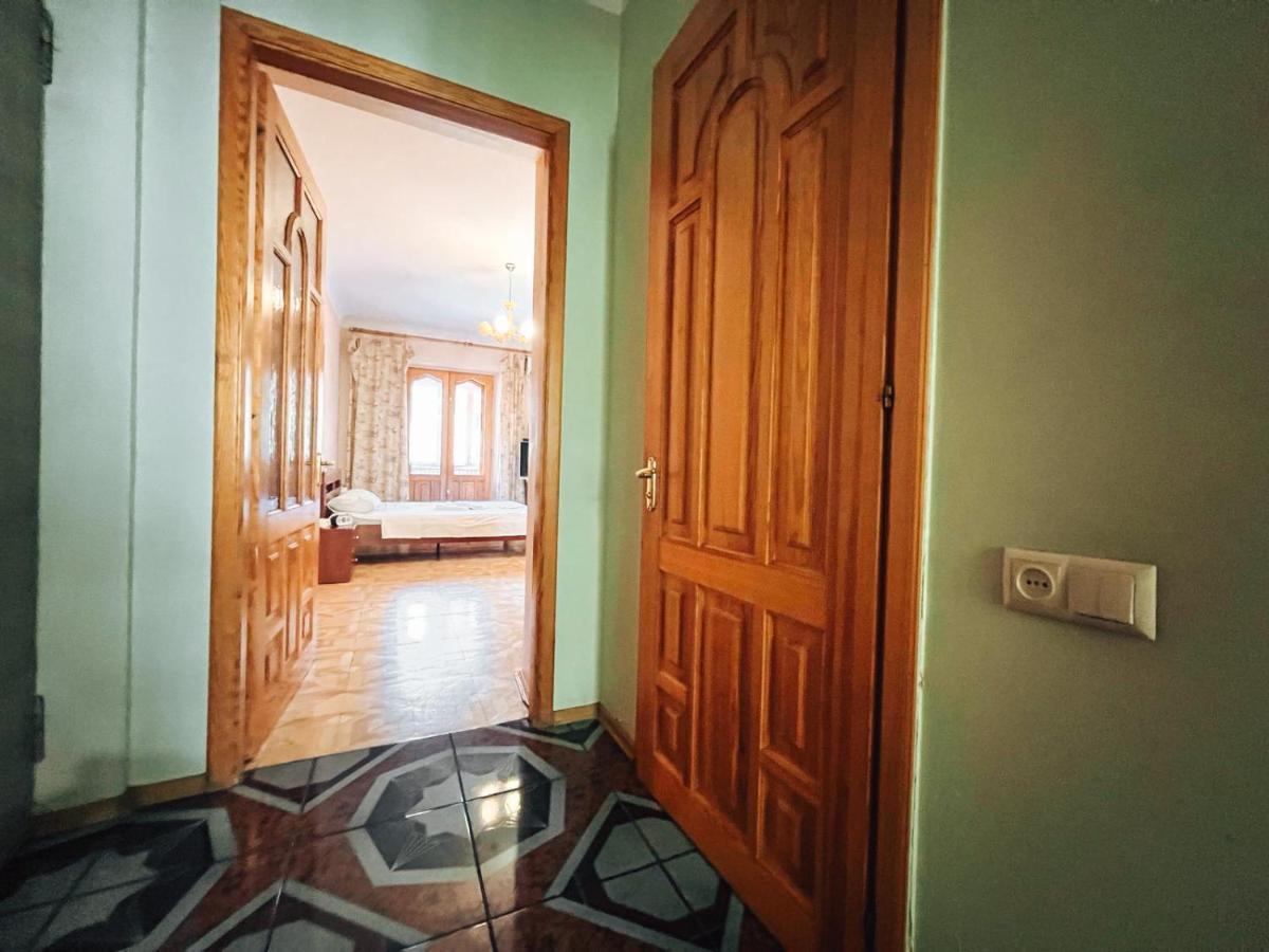 1-Room Apartments Kiev City Center Dış mekan fotoğraf